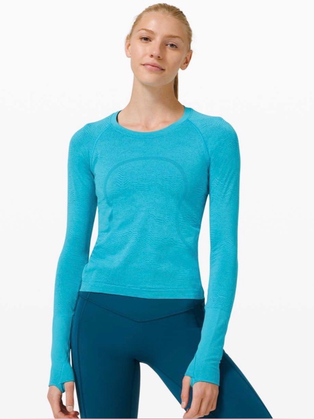 Lululemon Swiftly Tech Long Sleeve 2.0 

Aqua blue